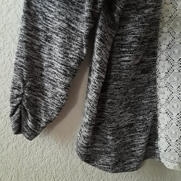 Miss Chevious sz:2X Hooded Long Sleeve Top - Picture 7 of 8